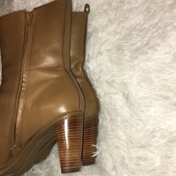 Gianni Bini Tan Leather Ankle Boots Size 9 NWOT - Picture 5 of 8